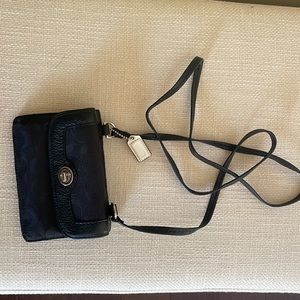 Coach, black, cross body, excellent condition